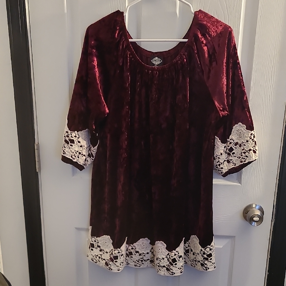 Elegant Burgundy Velvet Blouse with Lace Trim